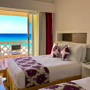 Seashore Cancún